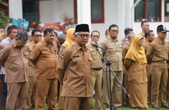 Pimpin Apel di Hari Pertama Kerja, Gus Qowim Ajak Satukan Tekad Wujudkan Kota Kediri MAPAN