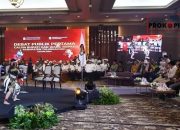 Pj Bupati Tulungagung Saksikan Debat Pertama Paslon Bupati dan Wakil Bupati di KPU