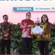 Pj Wali Kota Kediri Terima Penghargaan Pada Award Peduli Ketahanan Pangan