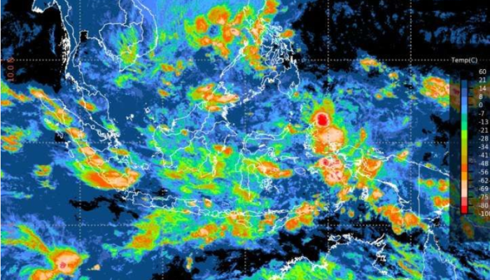 Prakiraan Cuaca 3 Januari: Hujan Petir di Banyak Kota, Waspadai Banjir Rob