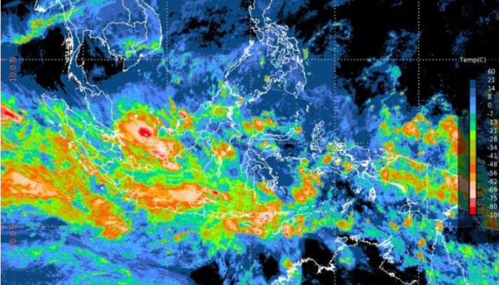 Prakiraan Cuaca Indonesia 21 Januari 2025: Waspada Hujan Petir dan Potensi Banjir Rob di Jawa Tengah