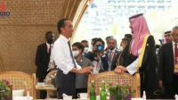 Presiden Jokowi Geser Kebijakan Ekonomi dengan Kunjungan Diplomatik Megah!