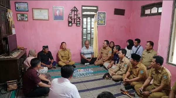 Identitas Penemuan Jenazah Kediri Terungkap, Misteri Hilangnya Wanita Sejak Sabtu 1 Proses penyelidikan polisi terkait identitas penemuan jenazah kediri terungkap di Bendungan Waruturi