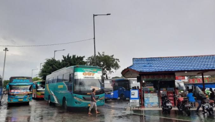 Puncak Arus Balik di Terminal Kalideres Diprediksi 5 Januari: 2.000 Penumpang Akan Memadati