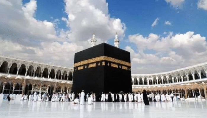 Rahasia Dahsyat Salat di Makkah Sekali Sujud, Pahala Ratusan Ribu Kali Lipat