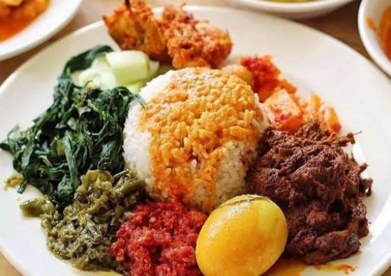 Rahasia Terungkap! Nasi Padang, Makanan Terkenal Dari Minangkabau!