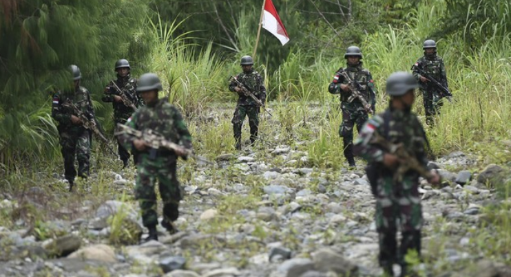 Rahasia Terungkap! Penyergapan Mematikan: TNI Hancurkan KKB di Papua!