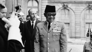 Rahasia Terungkap! Soekarno, Emas Batangan, dan Kekayaan Tersembunyi!