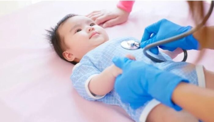 Refleks Kaget pada Bayi Saat Tidur , Normal atau Tanda Bahaya?