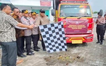 Resmi KPU Kabupaten Kediri Distribusikan Logistik ke. TPS di Penilukada Serentak 2024