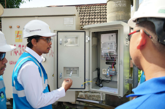 Revolutioner! PLN Meluncurkan Smart Meter Terbaru yang Bikin Tagihanmu Mengecil!