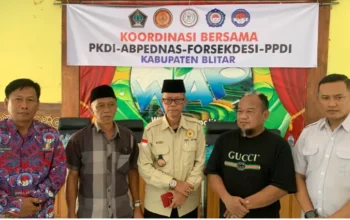 Ribuan Aparatur Desa Blitar Siap Duduki Pemkab dan DPRD