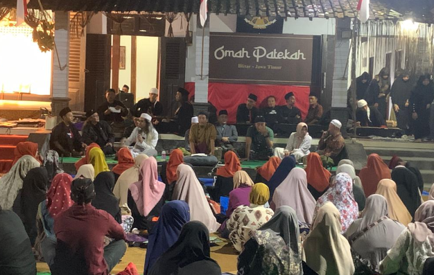 Saat Wayang Bicara Keadilan, Jamaah Patekah Kritik APH yang Tak Tegas