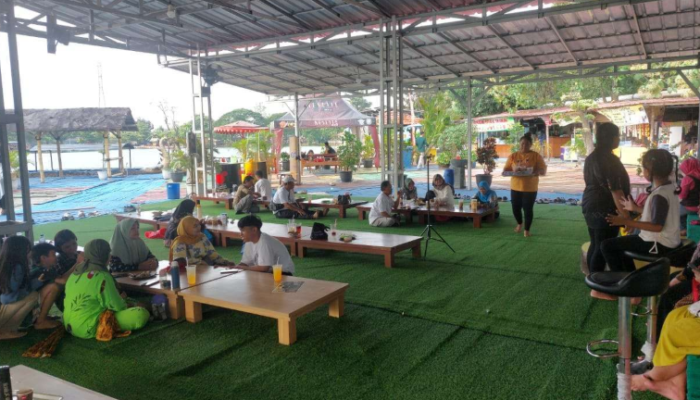 Saung Keramba Preto Ramai Pengunjung Saat Libur Lebaran