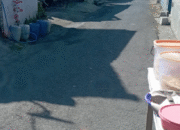 Bau Sampah Tak Halangi Warga RW 03 Buka Lapak di Depan Rumah