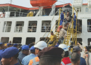 Histeris di Laut Gresik: Detik Mencekam Kebakaran KMP Gili Iyang