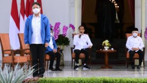 Presiden Jokowi Beri Batas Waktu 2 Minggu untuk Turunkan Harga Obat dan Alat Kesehatan!