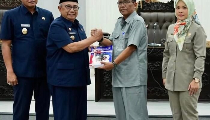 DPRD Kabupaten Blitar Lakukan Paripurna Penyampaian Rancangan Perda RPJMD 2025-2029