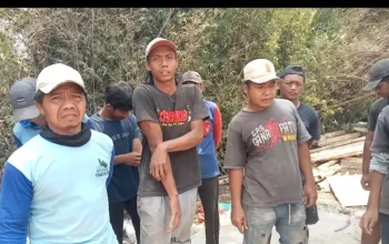 Tragedi Kemanusiaan Lahir Dari Kebijakan Sepihak, 30 Buruh Harian Lepas Terpuruk Kehilangan Pekerjaan