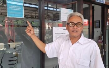 Kepala SMKN 1 Doko Tegaskan Pembelian Seragam Bebas, Sekolah Patuh Aturan Disdik Jatim
