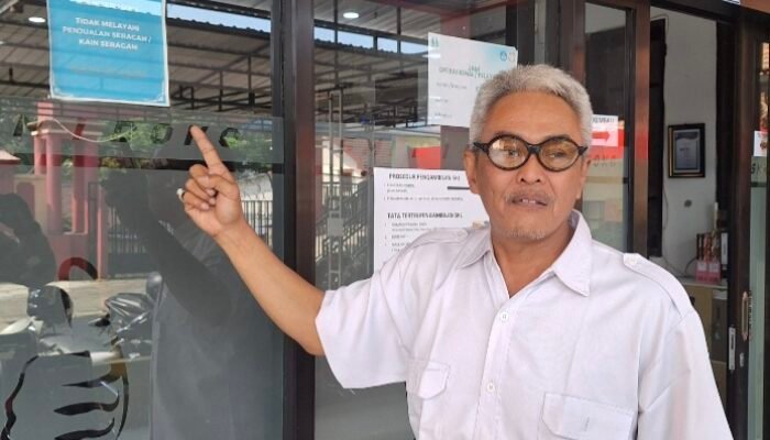 Kepala SMKN 1 Doko Tegaskan Pembelian Seragam Bebas, Sekolah Patuh Aturan Disdik Jatim