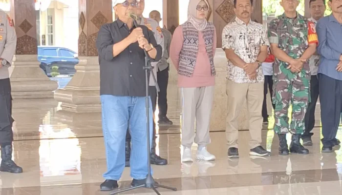 Bupati Blitar Kirim Logistik Bantuan Korban Gempa NTT