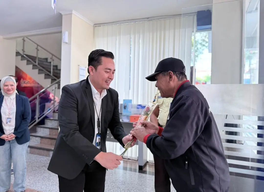 BRI Blitar Rayakan Hari Pelanggan dengan Menyapa Nasabah Secara Langsung 1 Screenshot 20260915 154046 WhatsApp