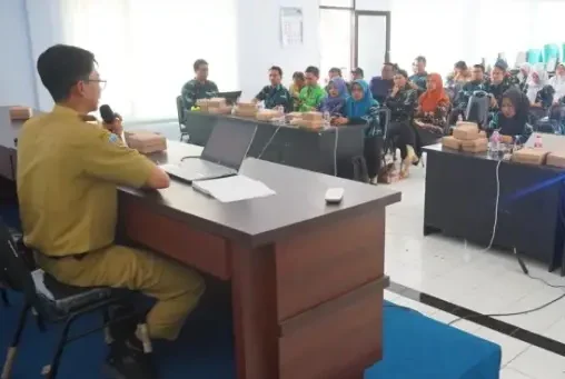 Sering Dikeluhkan Warga Pemkab Kediri Buka Opsi Pembaruan Desil Tiap Tiga Bulan 1 Sering Dikeluhkan Warga Pemkab Kediri Buka Opsi Pembaruan Desil Tiap Tiga Bulan