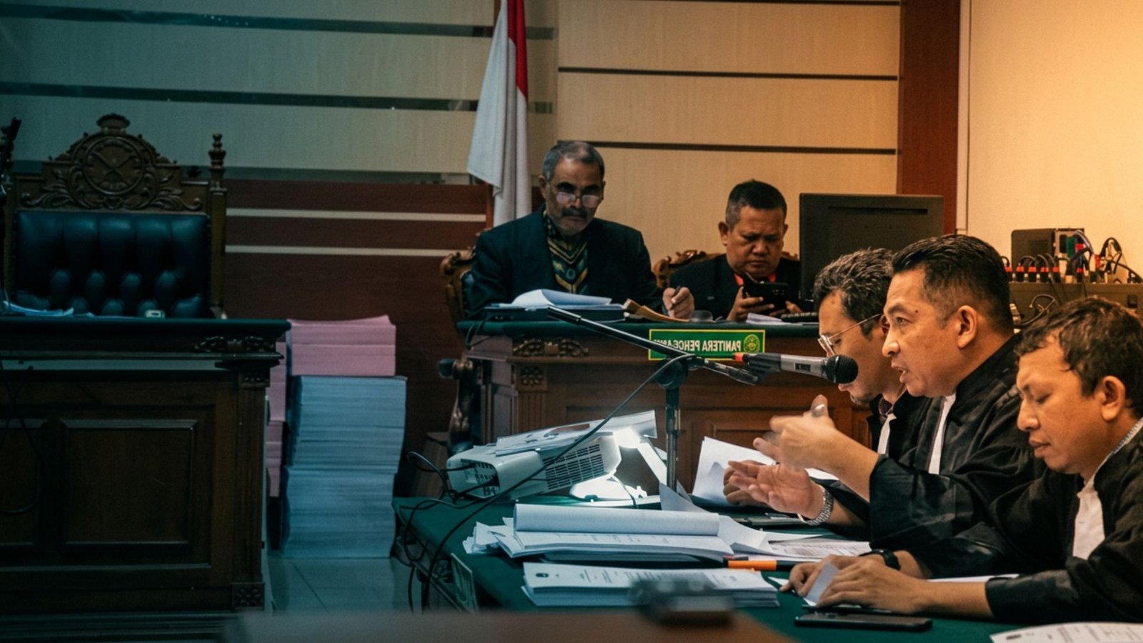 Sidang Korupsi JPU KPK Cecar Sekda Kota Madiun Soal Aliran Dana Rp50 Juta Ke Kejaksaan
