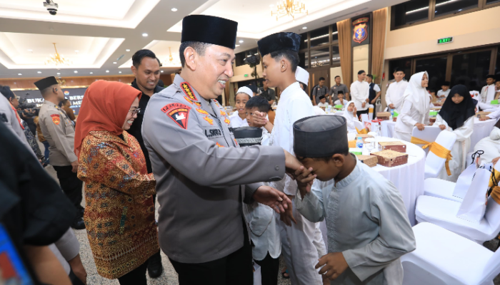 Sinergi Tak Terduga: Polisi dan Media Bersatu, Masyarakat Dapat Berkah