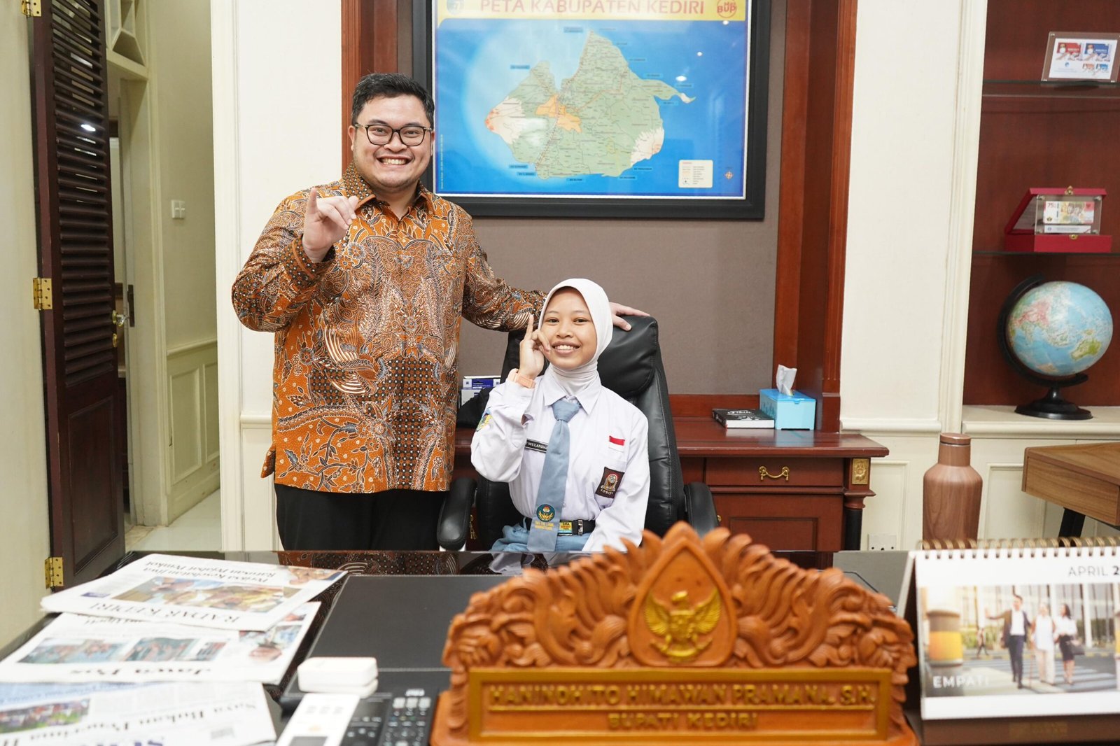 Bupati Kediri Mas Dhito Beri Pengalaman Unik Siswa SMA Dharma Wanita