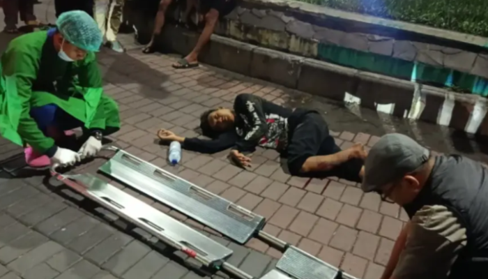 Situasi Panas Geger Di Gresik Kota Baru Oknum Perguruan Silat Diduga Jadi Korban Pengeroyokan Motor Ringsek Dan Polisi Buru Pelaku