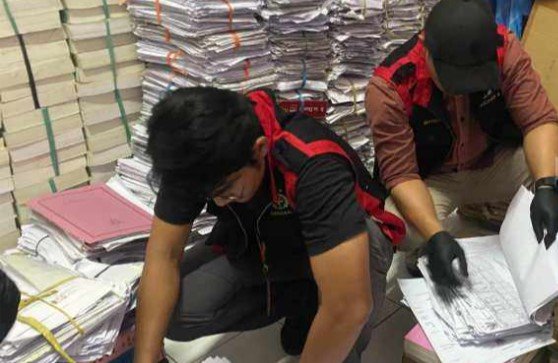 Skandal Data Palsu Guncang Ponorogo, Kejari Geledah Dispendukcapil, Dugaan Kredit Fiktif KUR Mencuat