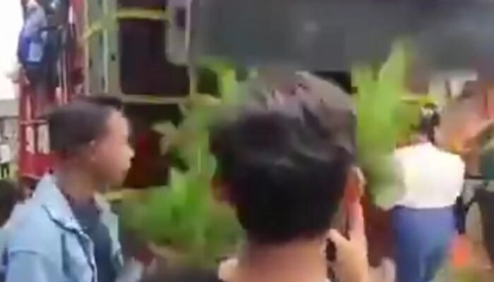 Tragis di Bondowoso: Sound System Horeg Raksasa Roboh, Timpa Dua Bocah Saat Perpisahan Sekolah