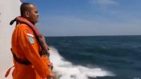 Speedboat Tujuan Malaysia Terbalik di Pantai Ketapang Riau, 4 Tewas 3 Hilang
