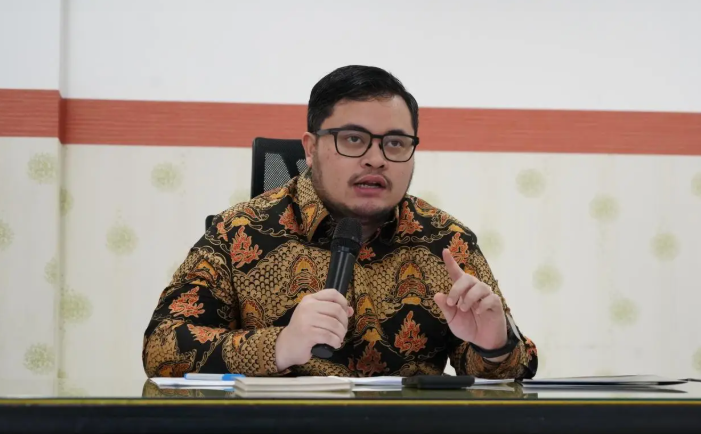 Strategi Kepemimpinan Mas Dhito Menekan Angka Kemiskinan Kabupaten Kediri Hingga 4,71 Persen