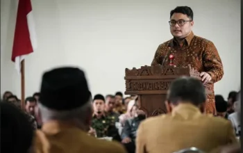 Suasana Sidang Paripurna DPRD Kediri Mendadak Khidmat, Bupati Mas Dhito Pimpin Doa untuk Korban Bencana