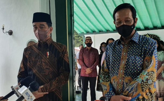 Sultan HB X Menolak Berkomentar Pernyataan Jokowi Terkait Kampanye