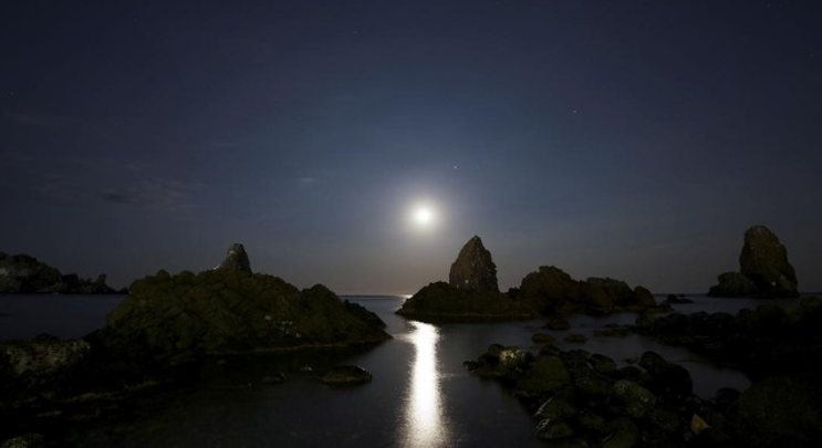 Supermoon Biru Terhebat dalam Sejarah: Rahasia Tersembunyi di Sini!