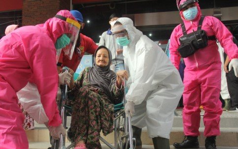 Surabaya Tingkatkan Kewaspadaan COVID-19, Eri Cahyadi, Jangan Panik Namun Tetap Disiplin