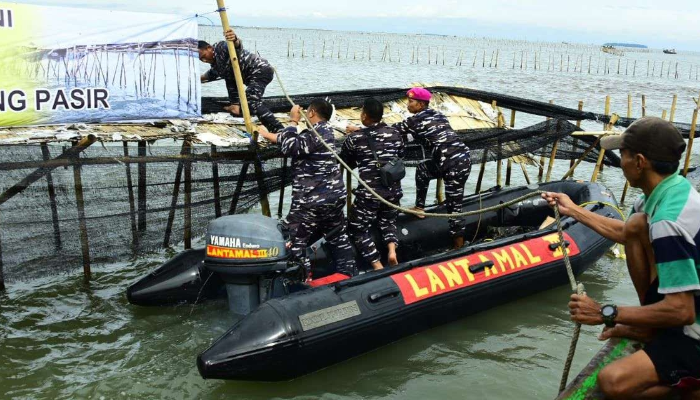 TNI AL Bongkar Pagar Laut 30 Km di Tangerang, Jawab Keluhan Nelayan