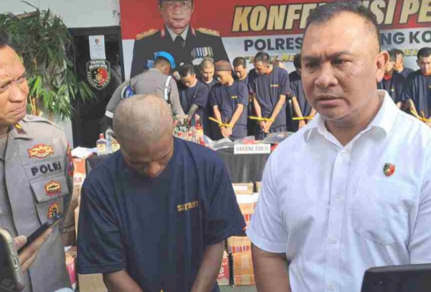 Tak Mampu Bayar Tarif Open BO