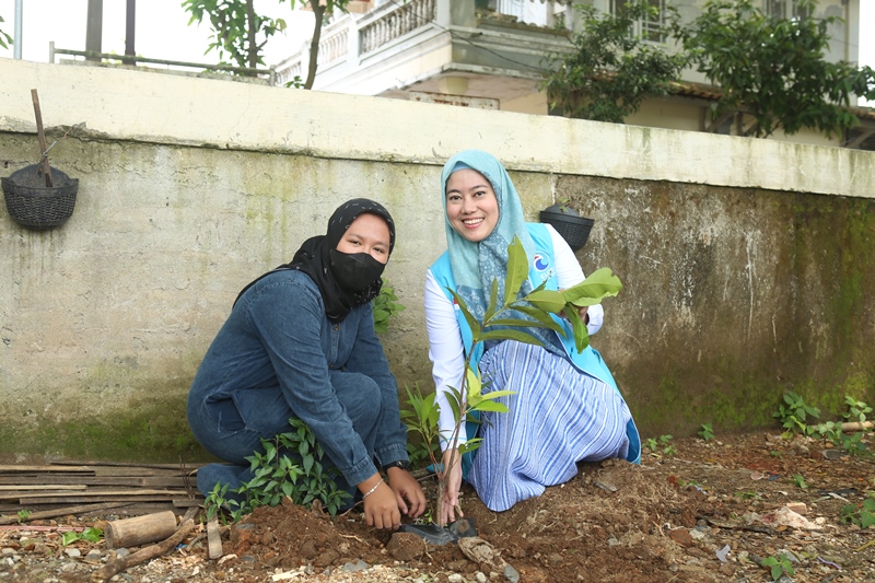 Tanam Pohon Partai Gelora Indonesia