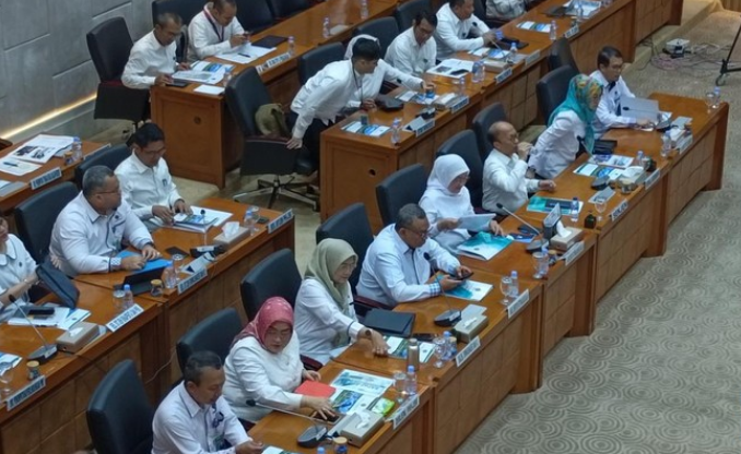 Terbongkar! Tantangan Besar Menteri: Pasokan Kerja vs Keterampilan!