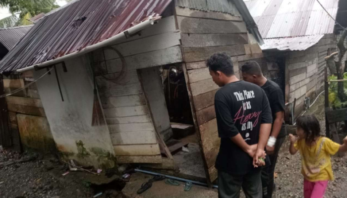 Terjangan Erosi di Aceh Barat, 8 Rumah Hancur! Warga Mengungsi Demi Keselamatan