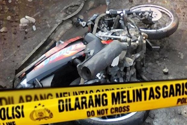 Terobos Lampu Merah, Pelajar Tewas di Depan Ibu dan Adiknya