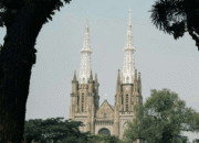 Terowongan Silaturahim Beroperasi Khusus Malam Paskah, Jangan Sampai Salah Jadwal