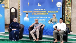 Tips Ustaz Yusuf Syah dan Dokter Tria Rosemiarti untuk Kesehatan Puasa