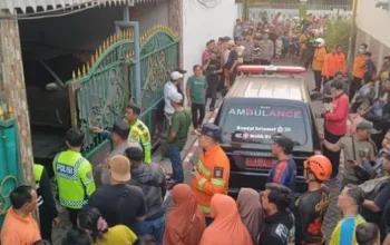 Tragedi Kipas Angin Maut, Kakak Beradik Tewas Terbakar Surabaya Saat Terjebak di Kamar 3 Tragedi Kipas Angin Maut, Kakak Beradik Tewas Terbakar Surabaya Saat Terjebak di Kamar