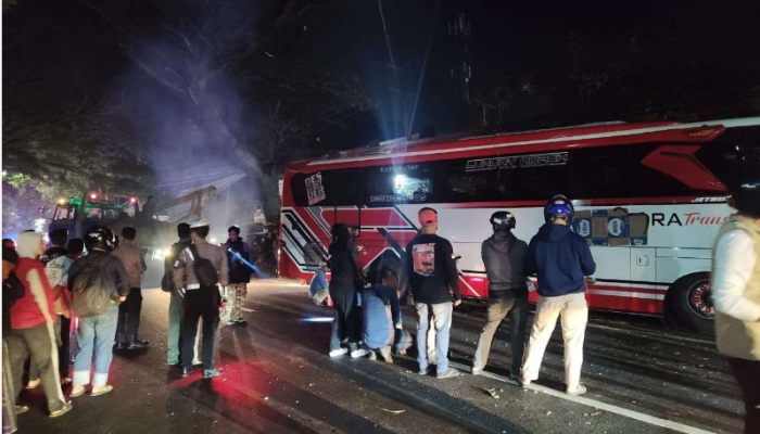 Tragedi Mengerikan di Kota Batu: Bus Pariwisata Tabrak 3 Motor, 4 Orang Tewas Termasuk Balita